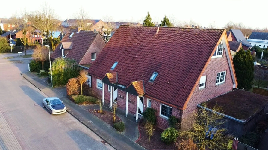Mehrfamilienhaus