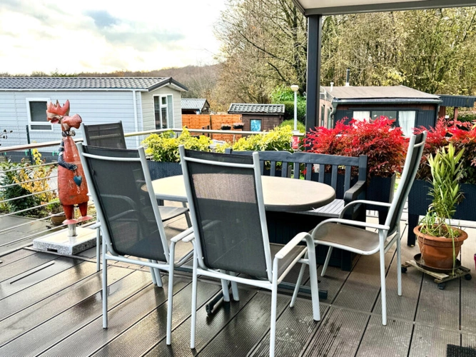 Ferienhaus Terrasse - Dreizler Immobilien