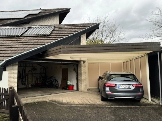 Doppelgarage und Carport