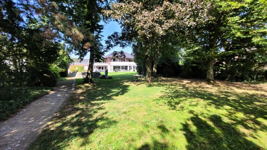 parkähnlicher Garten