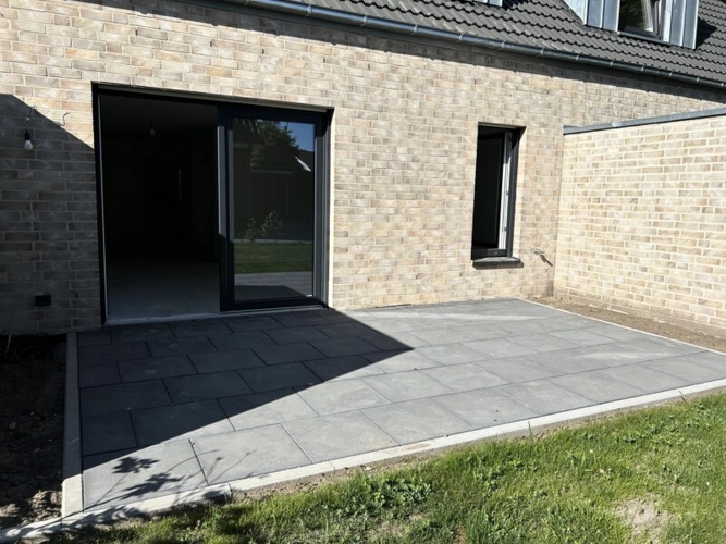 KG - nicht maßstabsgerecht