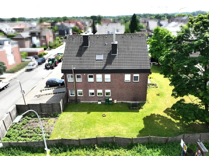 Seitenansicht Vogelperspektive