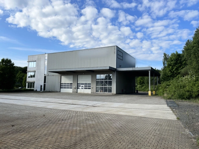 Gebäude