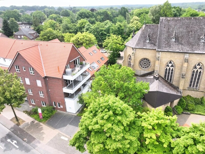Seitenansicht Vogelperspektive