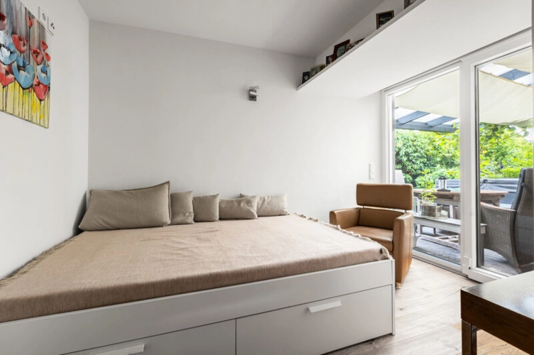 Schlaf - oder Arbeitszimmer