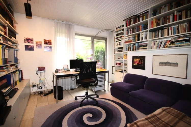 Arbeitszimmer