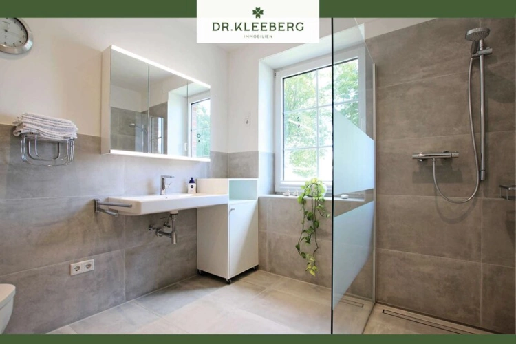 Badezimmer EG