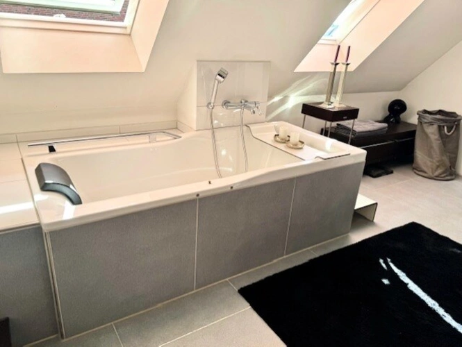 und hochwertiger Badkeramik