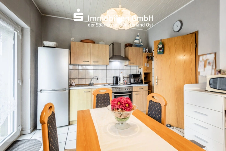 Küche und Esszimmer im Erdgeschoss