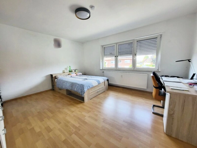 Schlafzimmer 3 Wohnung OG