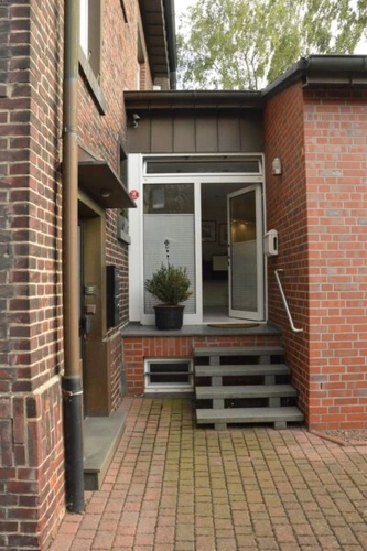 Eingang neuer Anbau EG