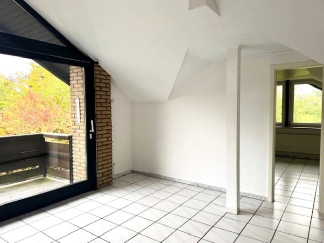 zum Schlafzimmer zur Gartenseite