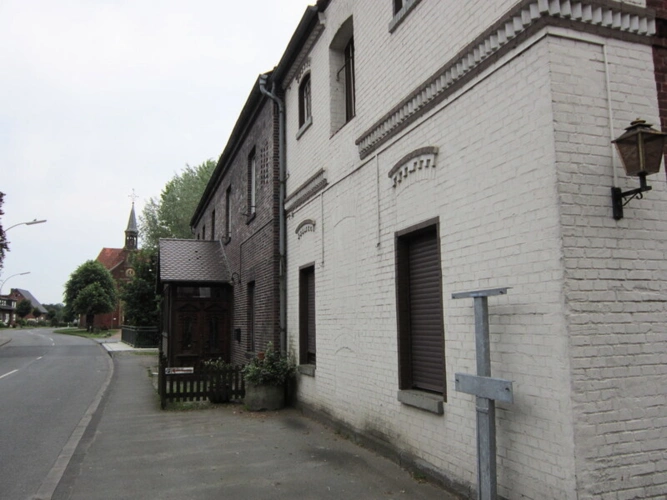 Ehemaliger Gasthof im Zentrum von Möhler