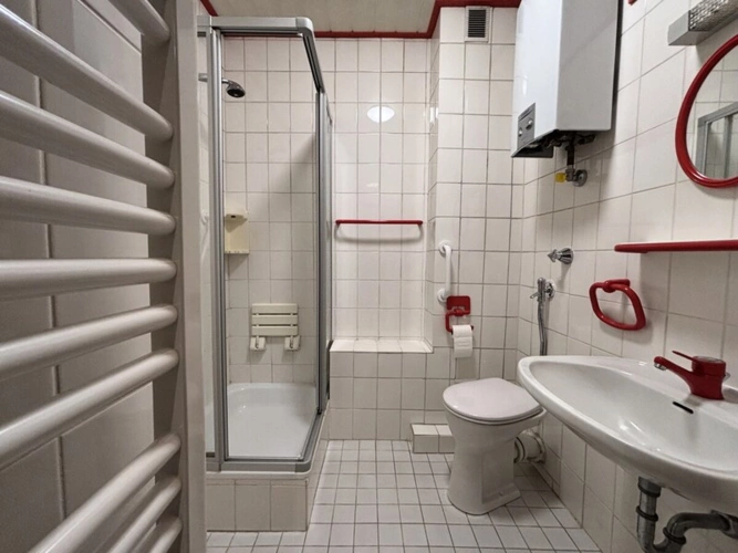 Dusch-Bad EG-Wohnung