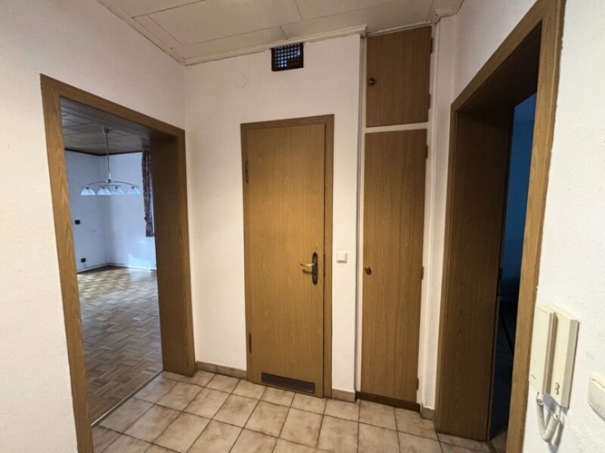 Flur EG-Wohnung