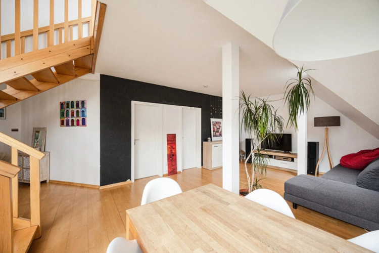 ...aktuell ein Schlafzimmer ...