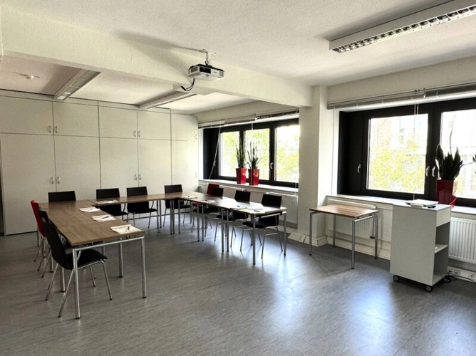 Behandlungsraum / Seminarraum