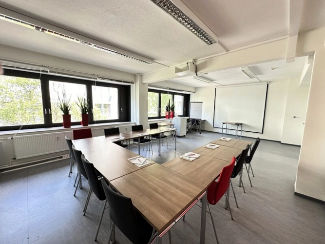 Behandlungsraum / Seminarraum