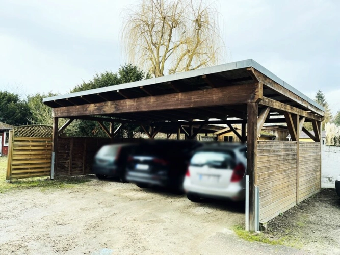 Carports Innenhof