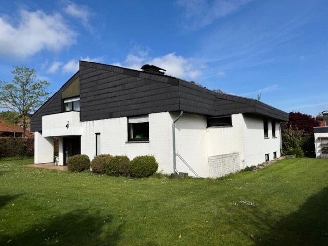 Die überdachte Terrasse für entspannte Abendstunden