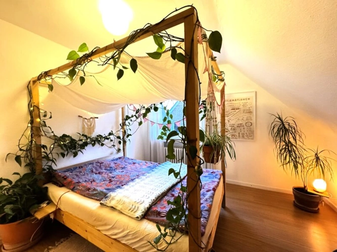 OG Schlafzimmer links