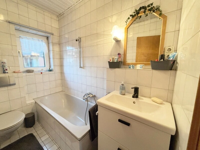 Badezimmer EG