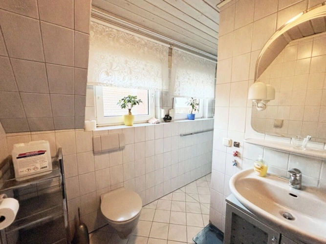 Badezimmer DG
