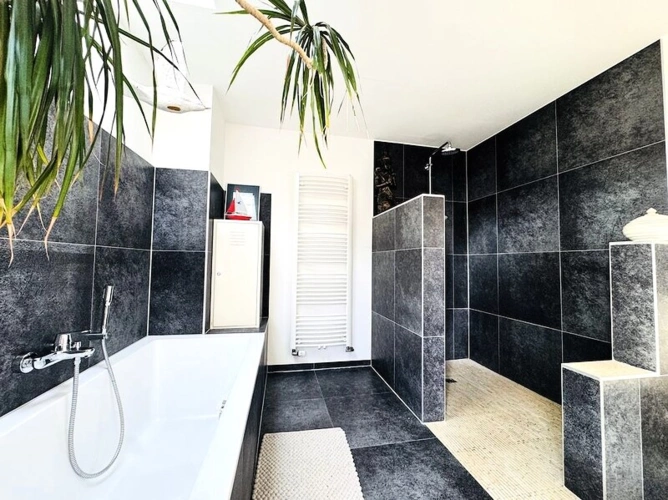 Badezimmer OG