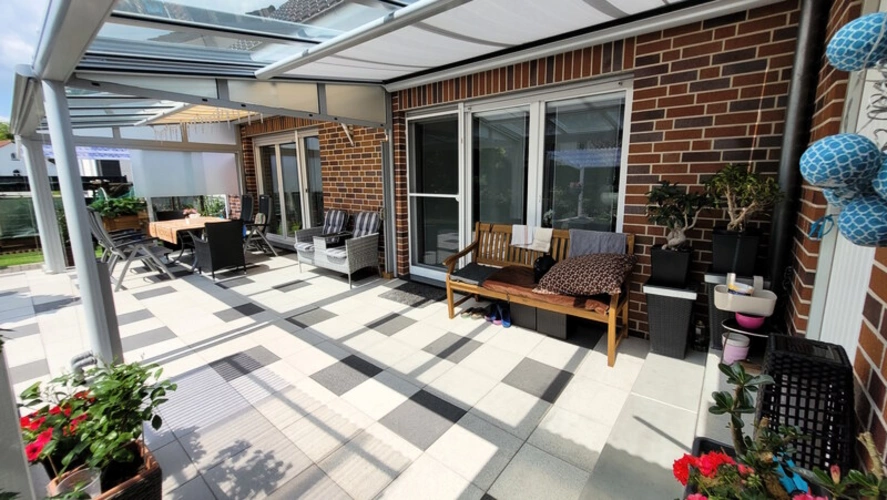 überdachte Terrasse