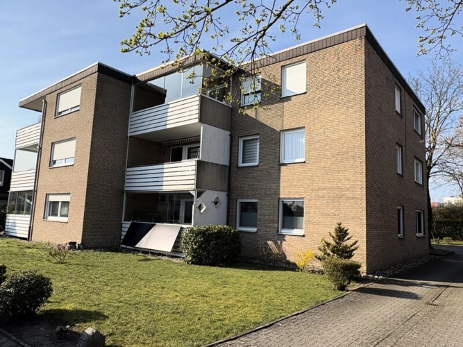 Vor den Knäppen 14-16