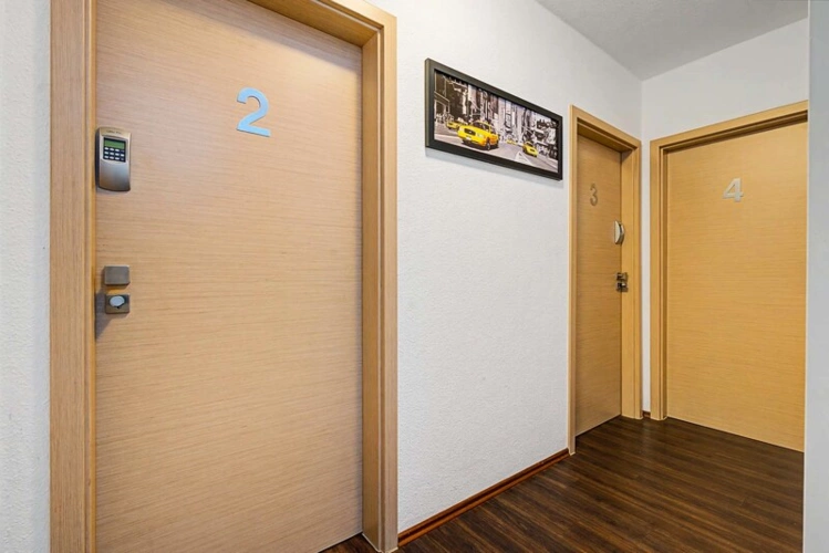 Eingangsbereich zu Appartments 2-4