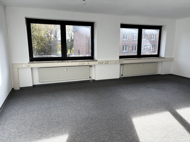 Büro 1