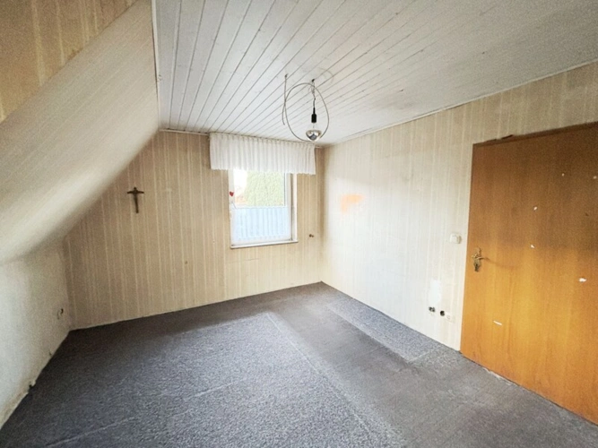 Schlafzimmer DG