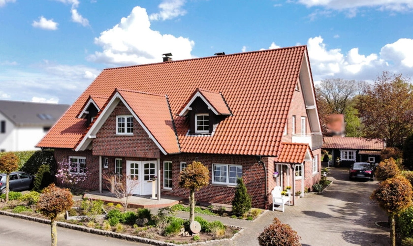 Straßenansicht 