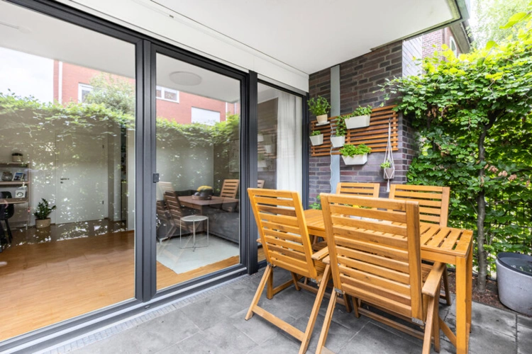 Wohnung EG - rechts