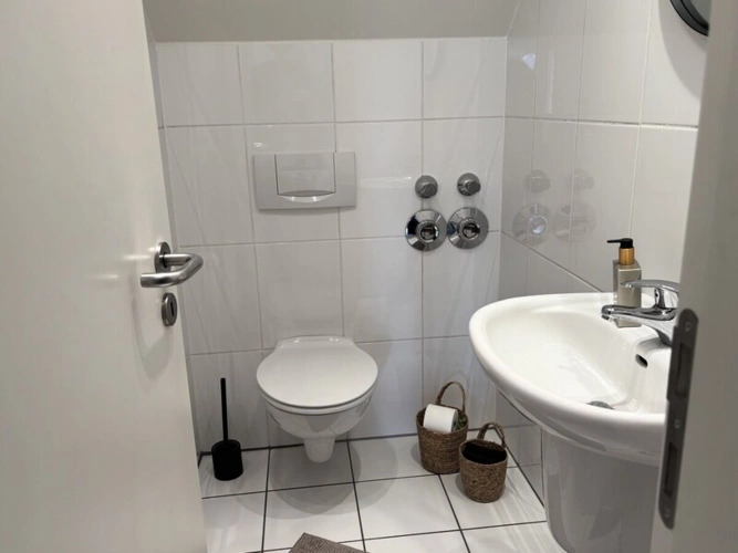 Gäste-WC EG