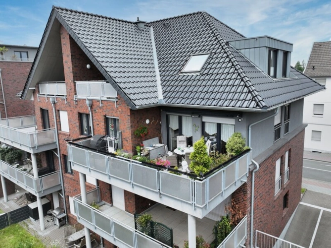Hausrückseite