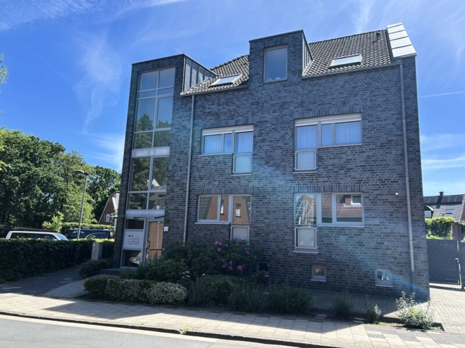 Straßenansicht