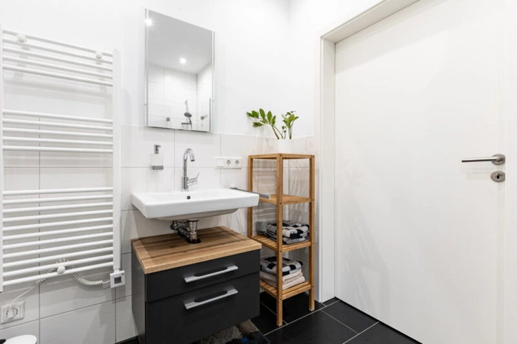 Badezimmer Erdgeschoss mit Dusche barrierefrei