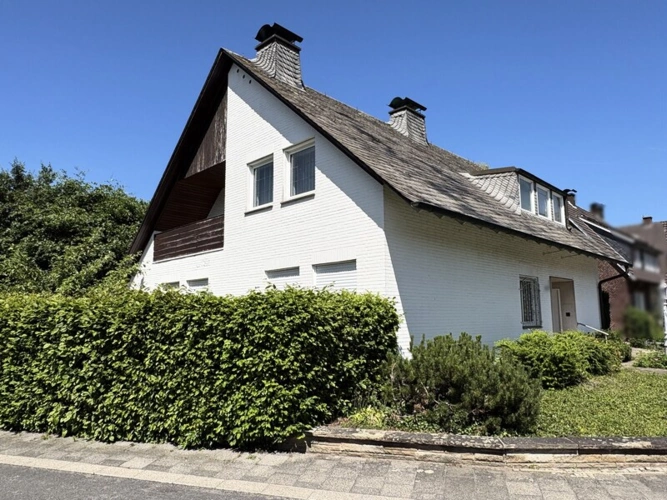 Seitl. Hausansicht