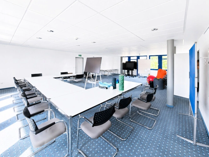 Seminar-Schulungsraum