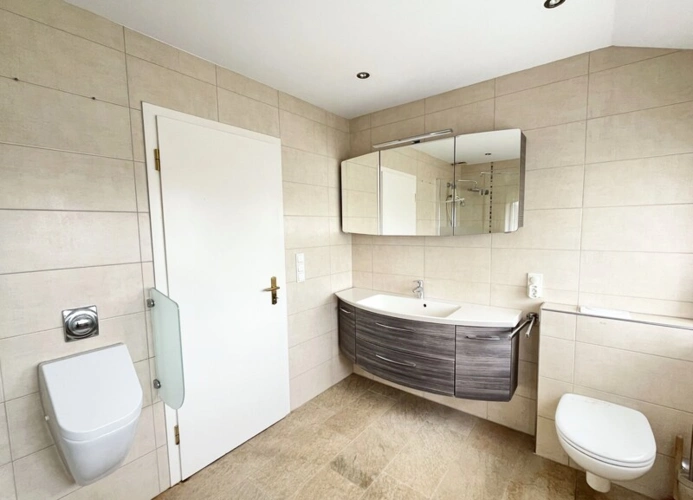 Badezimmer DG