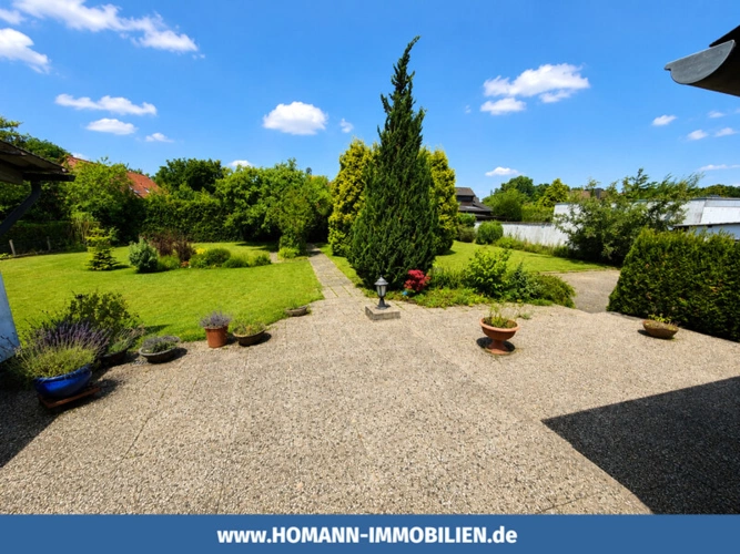 Terrasse und Garten
