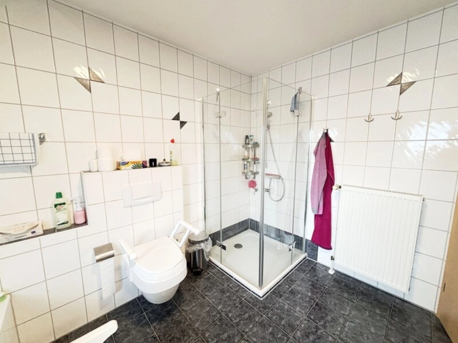 Badezimmer DG