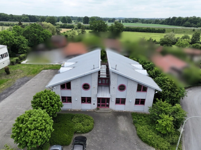 Mögliches Baugrundstück neben Bestand