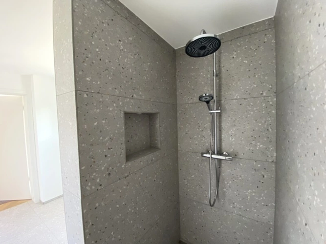 Dusche