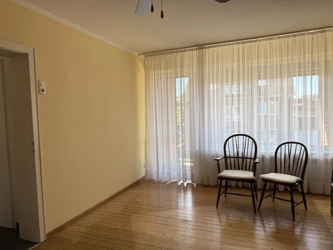 Zimmer mit Loggia OG