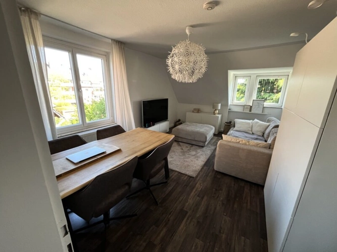 2. OG links_Zimmer