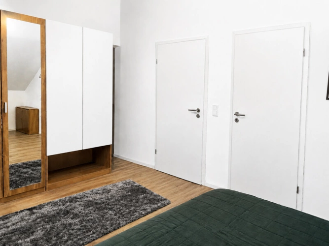 Schlafzimmer III