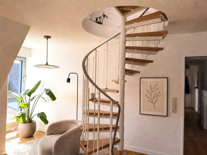 Maisonette-Treppe - Einrichtung KI-generiertef3f66fe7a35